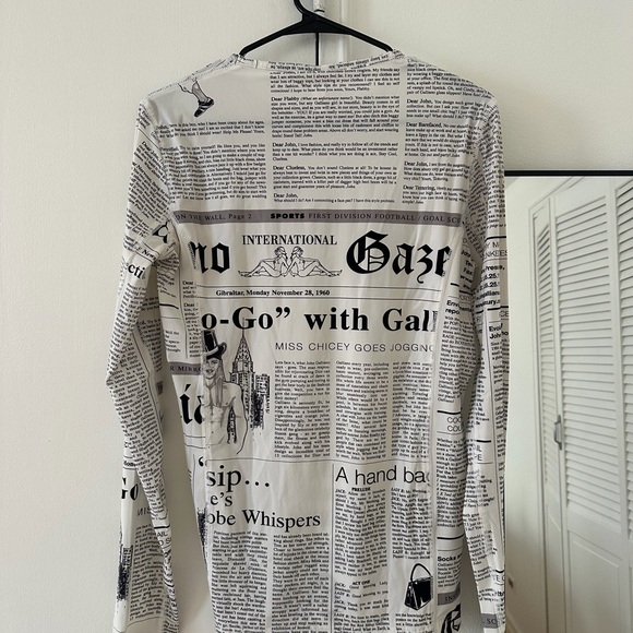 John Galliano Black and White Text Print Top - Picture 3 of 6